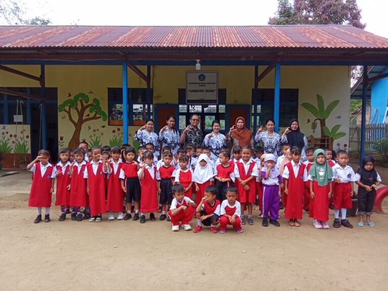 Apri Kurniawan, Dosen Sekolah Tinggi Agama Katolik Negeri Pontianak merupakan salah satu asesor BAN PDM Provinsi Kalimantan Barat.